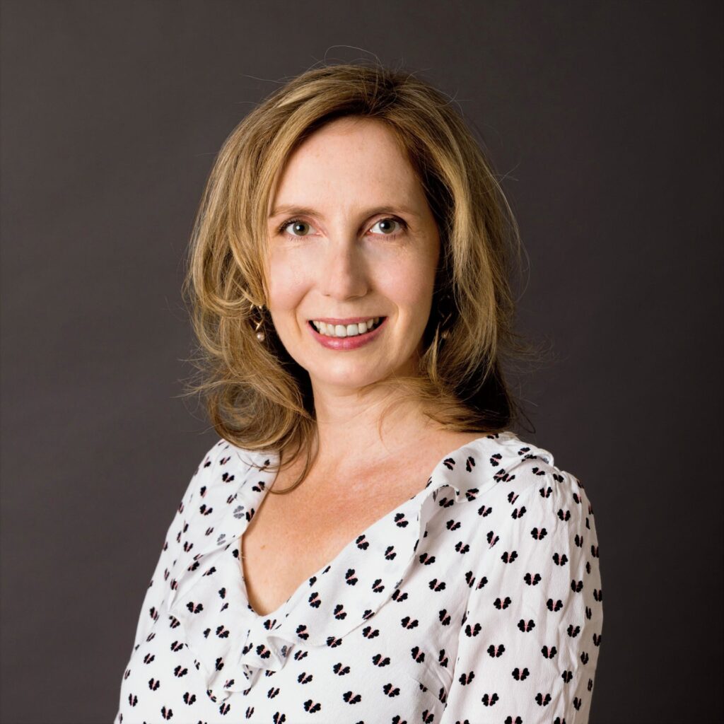 Dr Denisa Wilkes